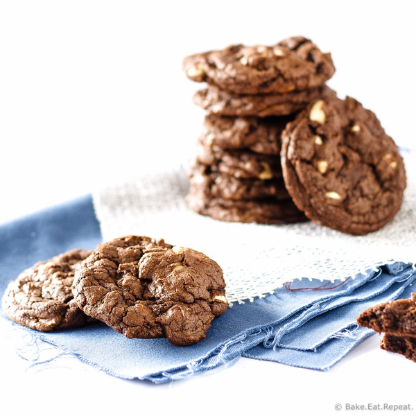 Triple Chocolate Macadamia Nut Cookies Triple Chocolate Macadamia Nut Cookies