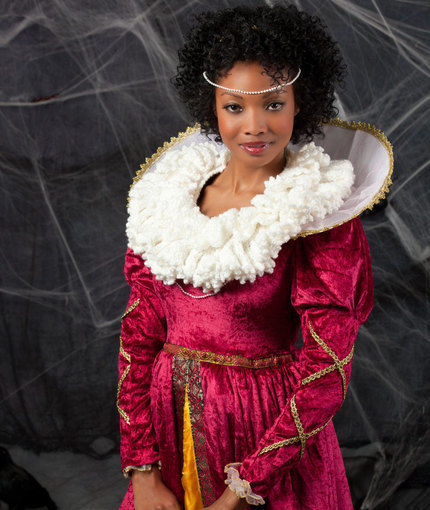 Collar Fit For a Queen