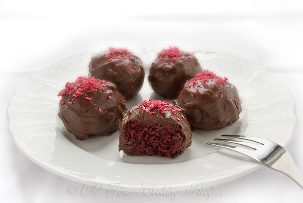 Red Velvet Cake Balls Red Velvet Cake Balls