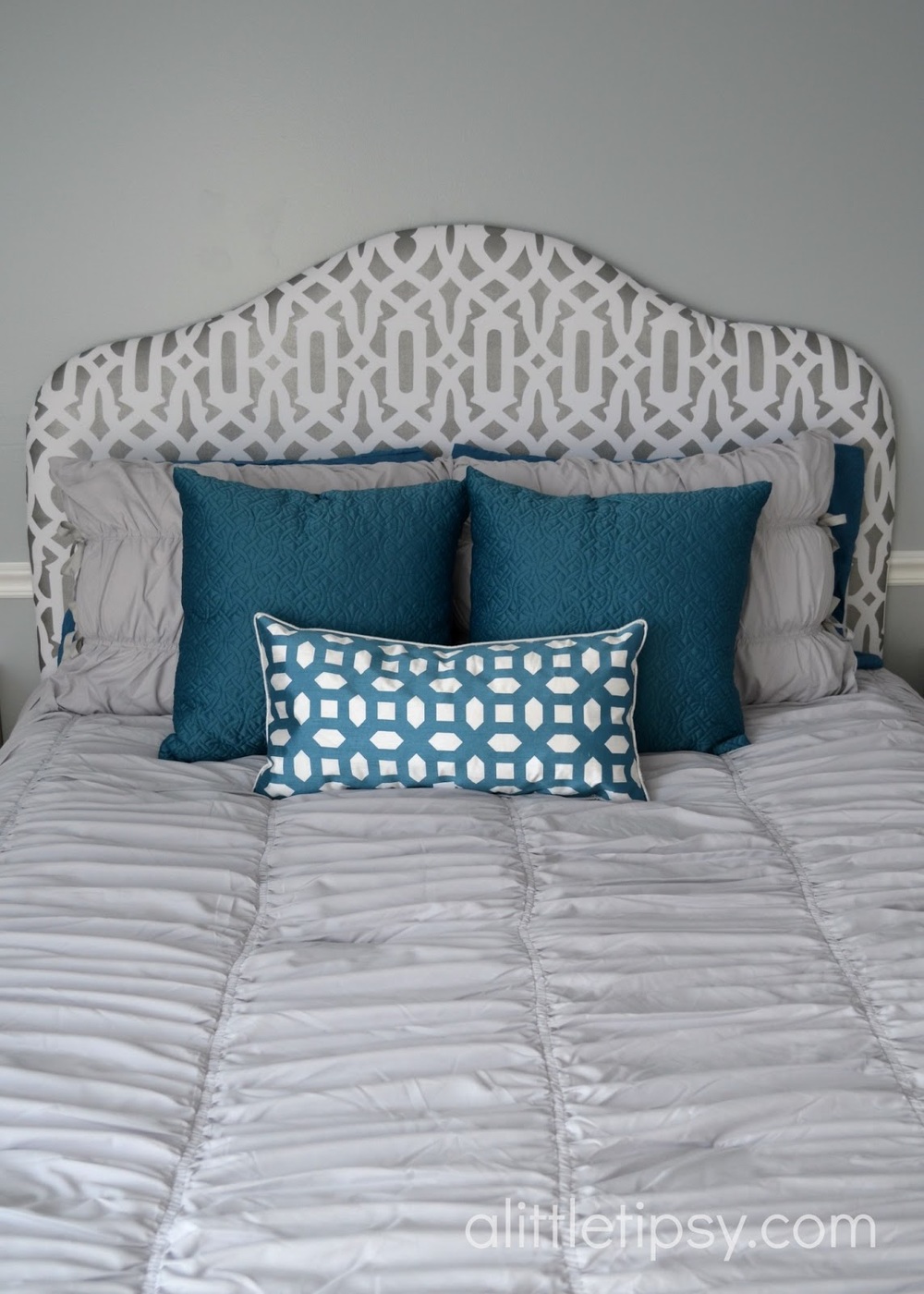 Upholstered DIY Headboard | DIYIdeaCenter.com