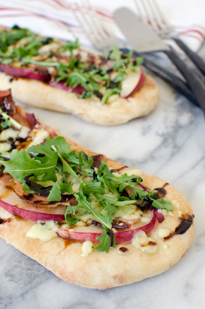 Gorgonzola, Peach, and Bacon Flatbread Gorgonzola Peach and Bacon Flatbread