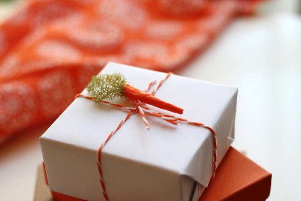 Miniature Crepe Paper Carrots Miniature Crepe Paper Carrots