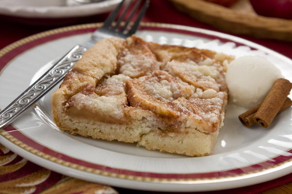 Heavenly Apple Bake