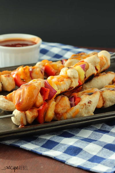 Grilled BBQ Chicken Pizza Skewers Grilled BBQ Chicken Pizza Skewers