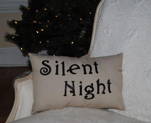 Simple and Elegant Christmas Pillow Simple and Elegant Christmas Pillow