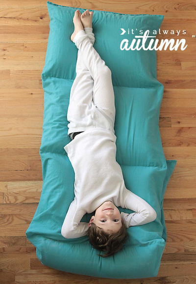 Comfy Pillow DIY Bed