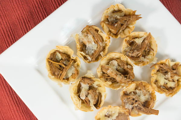 Mini Muffin Tin Pulled Pork Bites Mini Muffin Tin Pulled Pork Bites