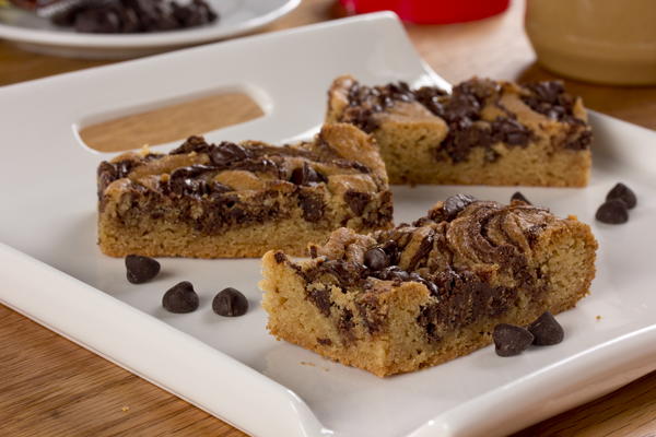 Peanut Butter Swirl Bars