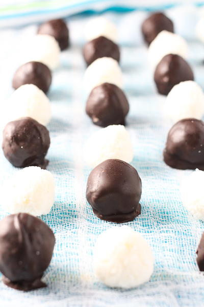 2-Ingredient Coconut Bites 2-Ingredient Coconut Bites