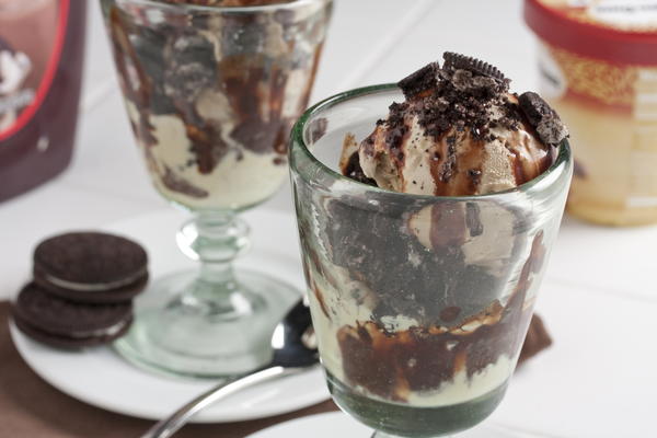 Cookies n Cream Parfaits