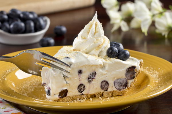 Blueberry Cream Pie