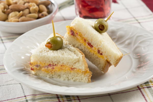 Pimiento Cheese Sandwiches Pimiento Cheese Sandwiches