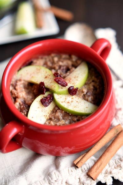 5-Ingredient Overnight Apple Pie Oatmeal 5-Ingredient Overnight Apple Pie Oatmeal