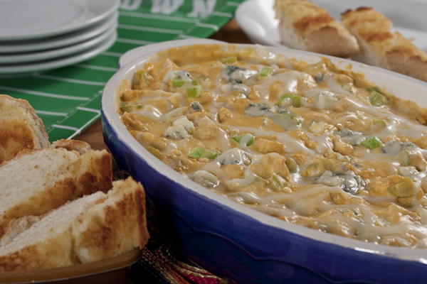 Easy Buffalo Chicken Dip Easy Buffalo Chicken Dip