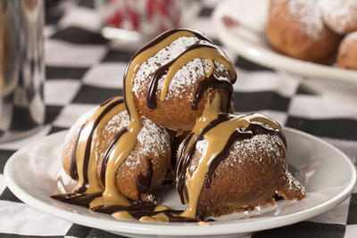 Elvis Banana Fritters