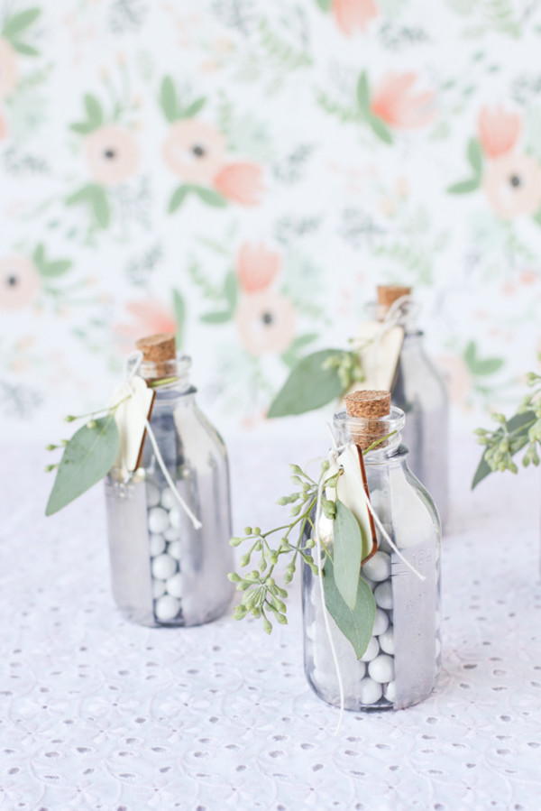 Scented Mirrored Glass Wedding Favors Scented Mirrored Glass Wedding Favors