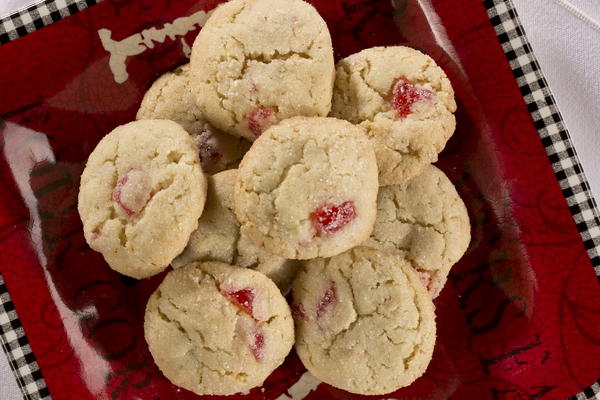 Frosty Cherry Cookies Frosty Cherry Cookies
