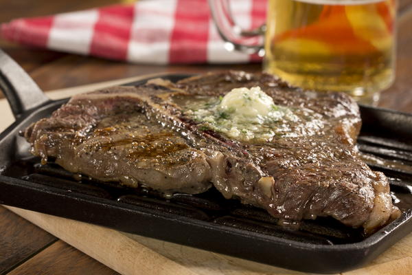 Garlicky Steak Garlicky Steak