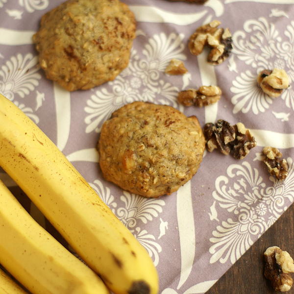 Dairy-Free Banana and Walnut Cookies Dairy-Free Banana and Walnut Cookies