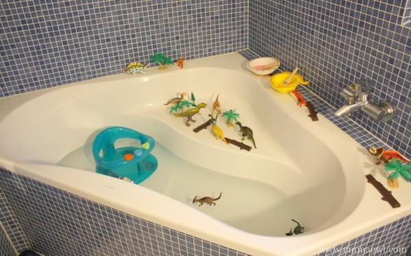 A Dinosaur Bath A Dinosaur Bath