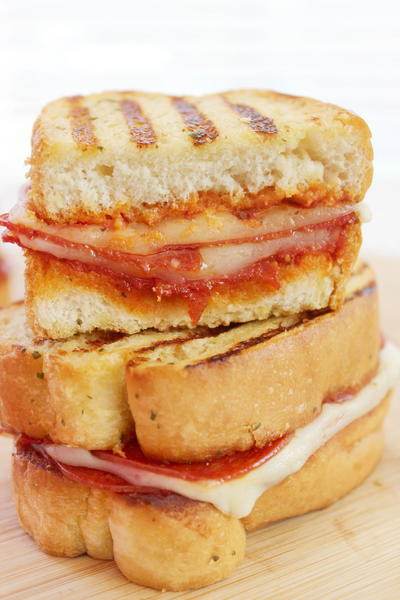 Grilled Pepperoni Pizza Sandwich