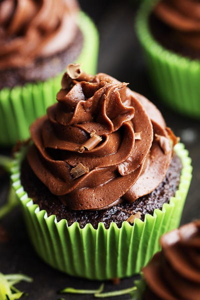 Chocolate Cream Cheese Zucchini Cupcakes Chocolate Cream Cheese Zucchini Cupcakes