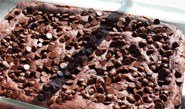 4-Ingredient Chocolate Dump Cake 4-Ingredient Chocolate Dump Cake