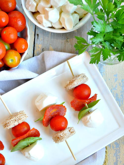 5-Minute Pepperoni Pizza Sticks 5-Minute Pepperoni Pizza Sticks