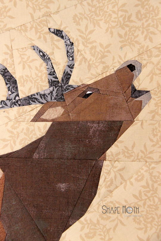 Roaring Deer Quilt Block | FaveQuilts.com