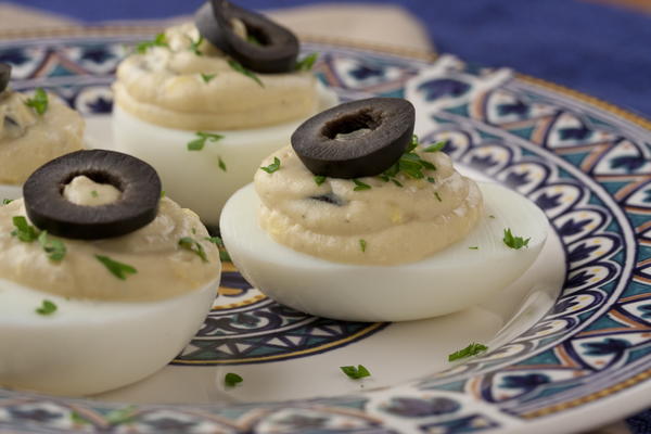 Mediterranean Deviled Eggs Mediterranean Deviled Eggs