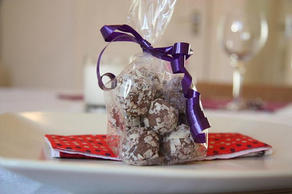 DIY Scrumptious Chocolate Truffles DIY Scrumptious Chocolate Truffles