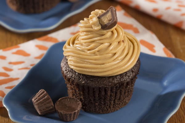 Peanut Butter Cup Cupcakes