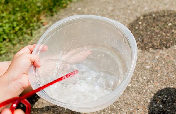 Homemade Bubble Solution Homemade Bubble Solution