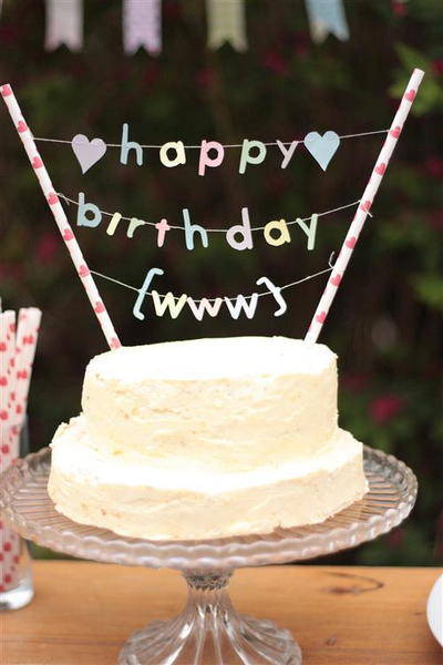 DIY Bunting Style Cake Topper