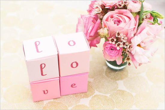 Lovely DIY Favor Boxes Lovely DIY Favor Boxes