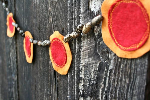 Pine Cone and Felt Garland Pine Cone and Felt Garland