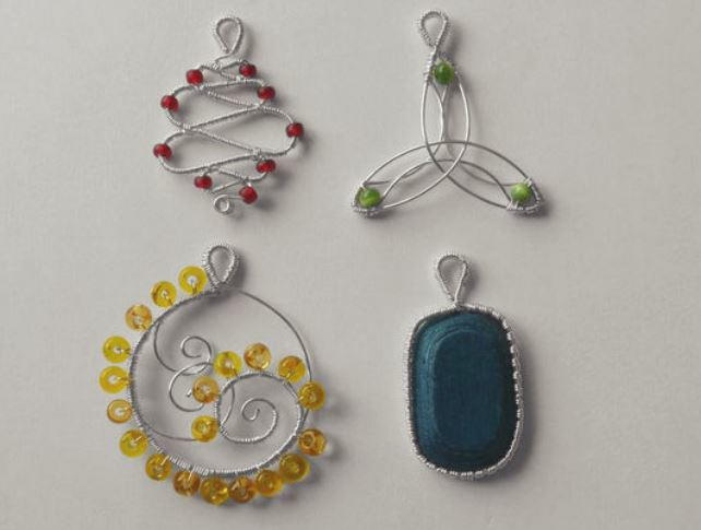 Hogwarts Houses Wire Pendants Hogwarts Houses Wire Pendants