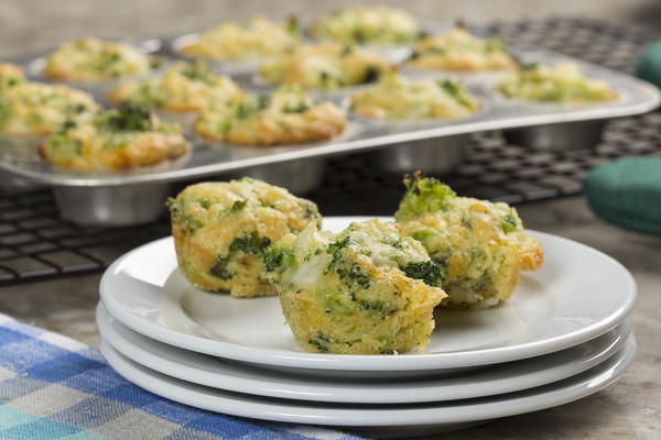 Broccoli Cornbread Mini Muffins Broccoli Cornbread Mini Muffins