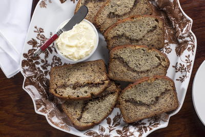 Cinnamon Swirl Banana Bread