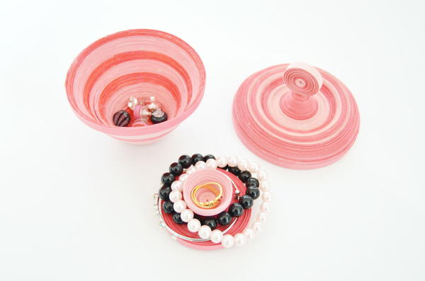 Stunning Quilled Paper Jewelry Box Stunning Quilled Paper Jewelry Box