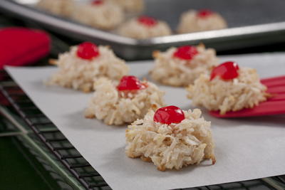 Rudolph's Red Nose Macaroons