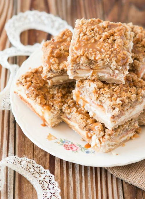 Apple Crisp Cheesecake Bars Apple Crisp Cheesecake Bars
