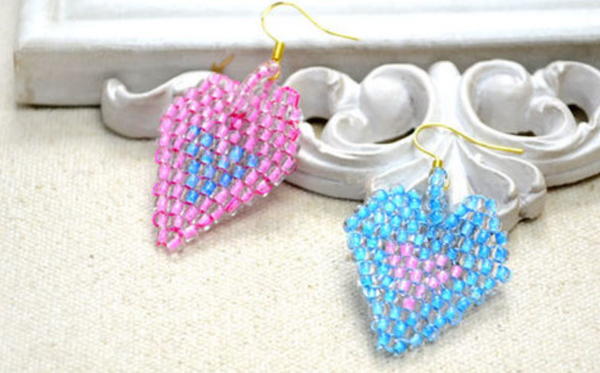 Beaded Heart DIY Earrings Beaded Heart DIY Earrings