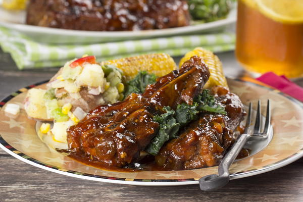 Saucy Country-Style Ribs