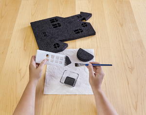 Light-Up Haunted Houses Light-Up Haunted Houses