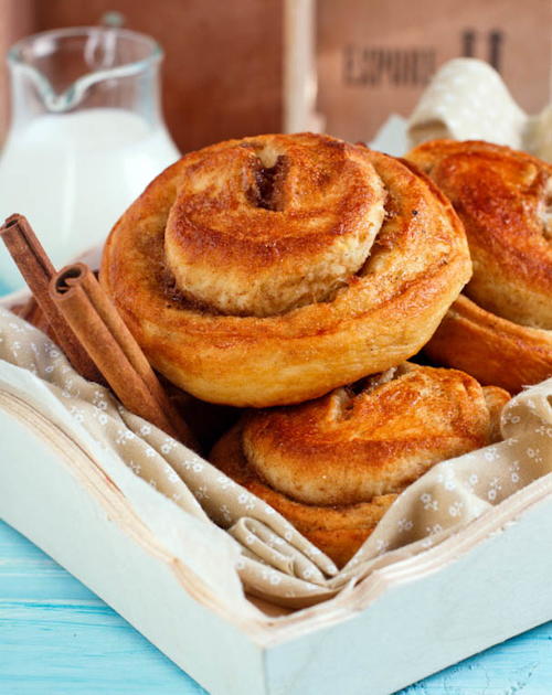 Light and Gooey Cinnamon Rolls Light and Gooey Cinnamon Rolls