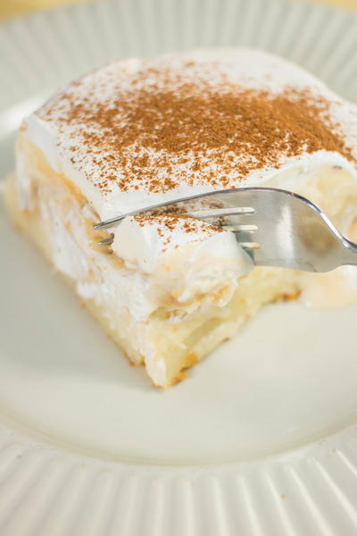 Eggnog Pudding Poke Cake Eggnog Pudding Poke Cake