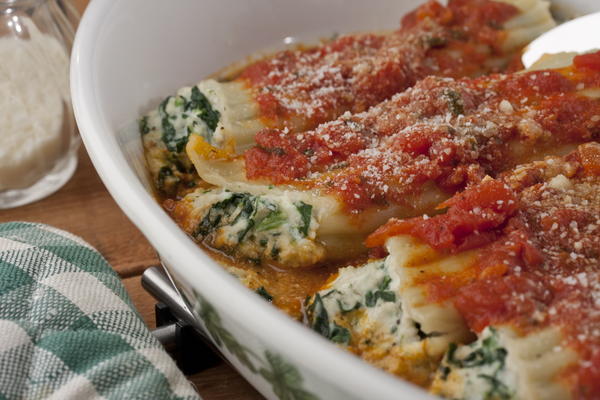 Spinach and Cheese Manicotti