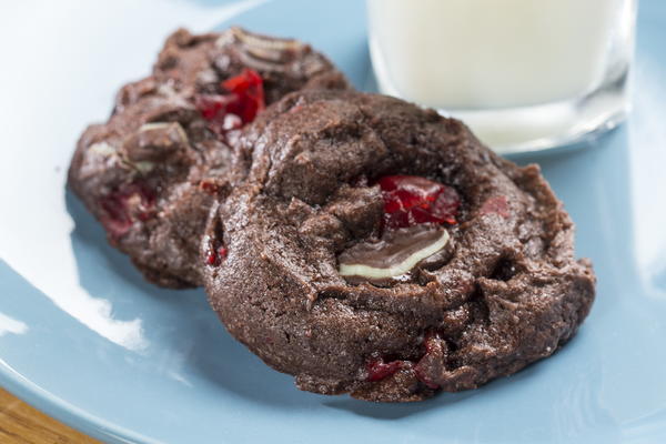 Cherry Mint Cookies