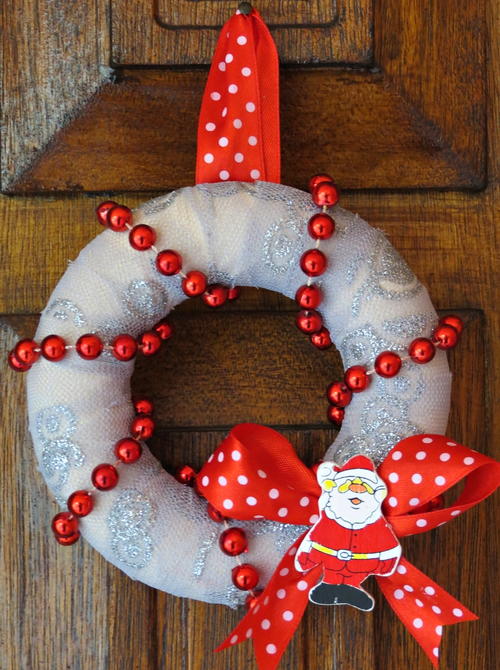 Mini Red and White DIY Christmas Wreath